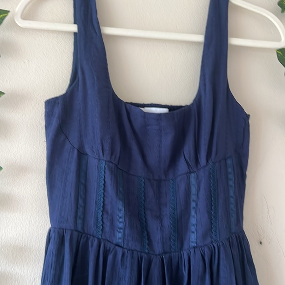 Princess Polly navy blue maxi dress - Picture 2 of 7